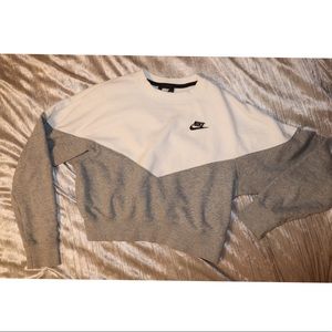 Nike cropped sweatshirt
